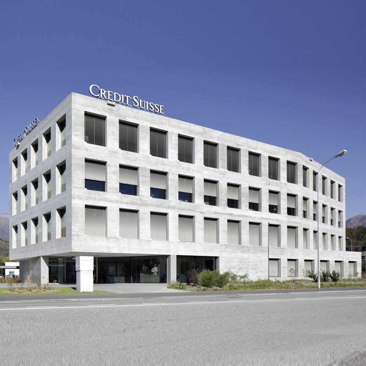 Nuova sede Credit Suisse, Lamone