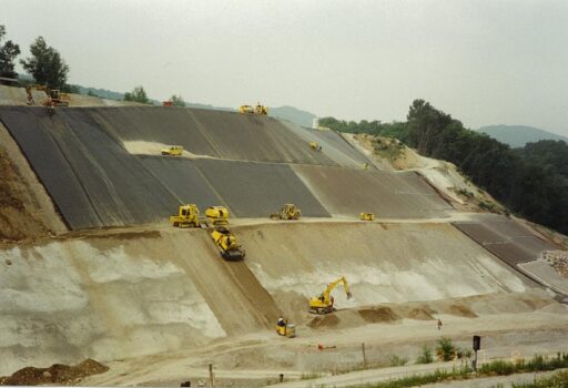 Smaltimento dei rifiuti, discarica Valle della Motta