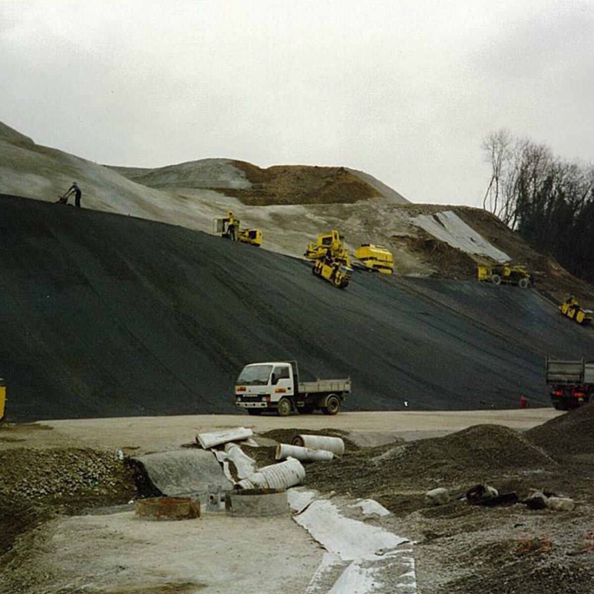 Smaltimento dei rifiuti, discarica Valle della Motta