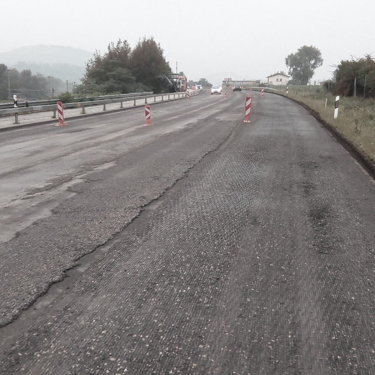 Risanamento pavimentazione tratta Mendrisio-Stabio